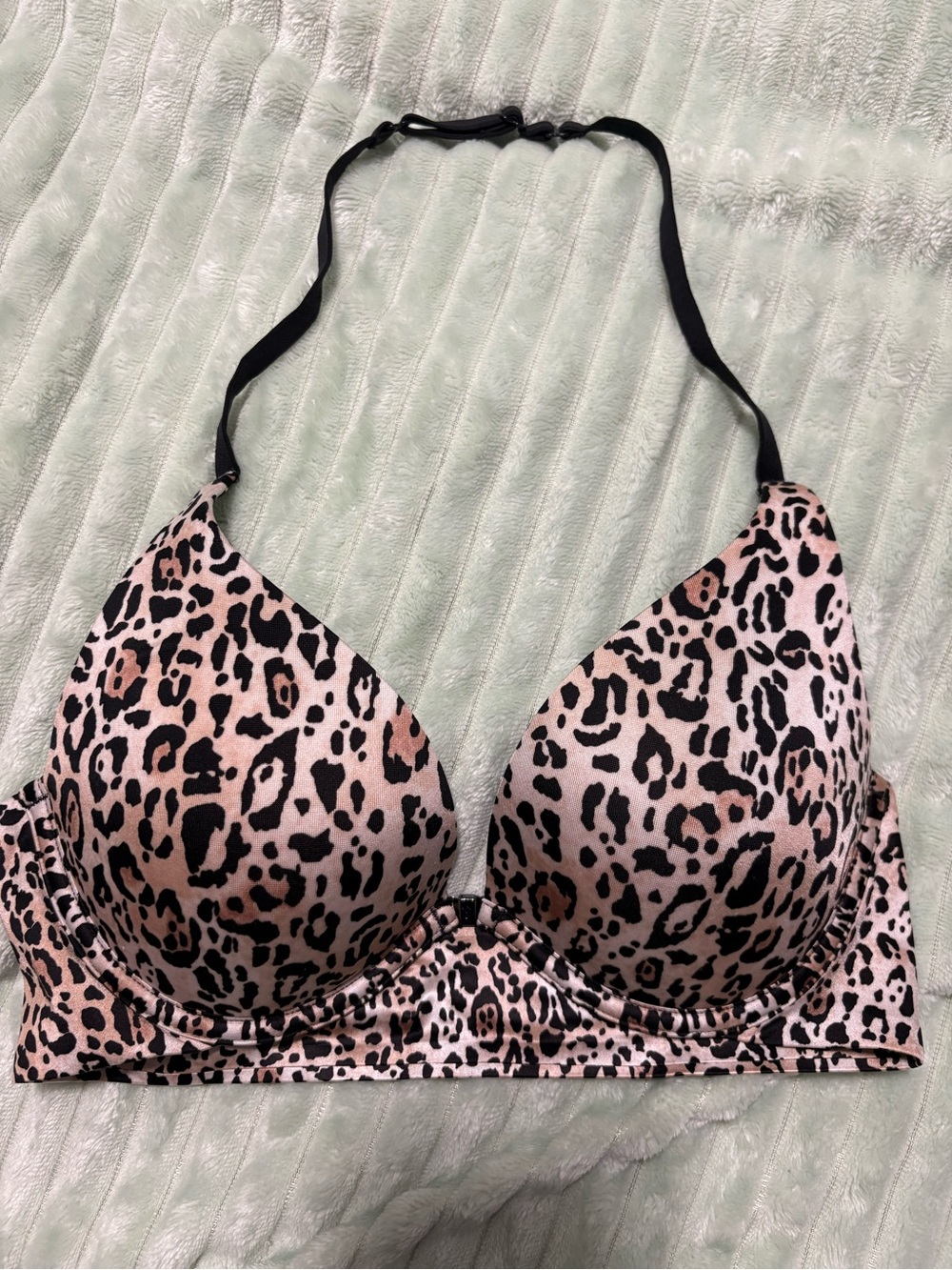 Victoria’s Secret Plunge Bra - Leopard Print Push-Up Bra (34C)